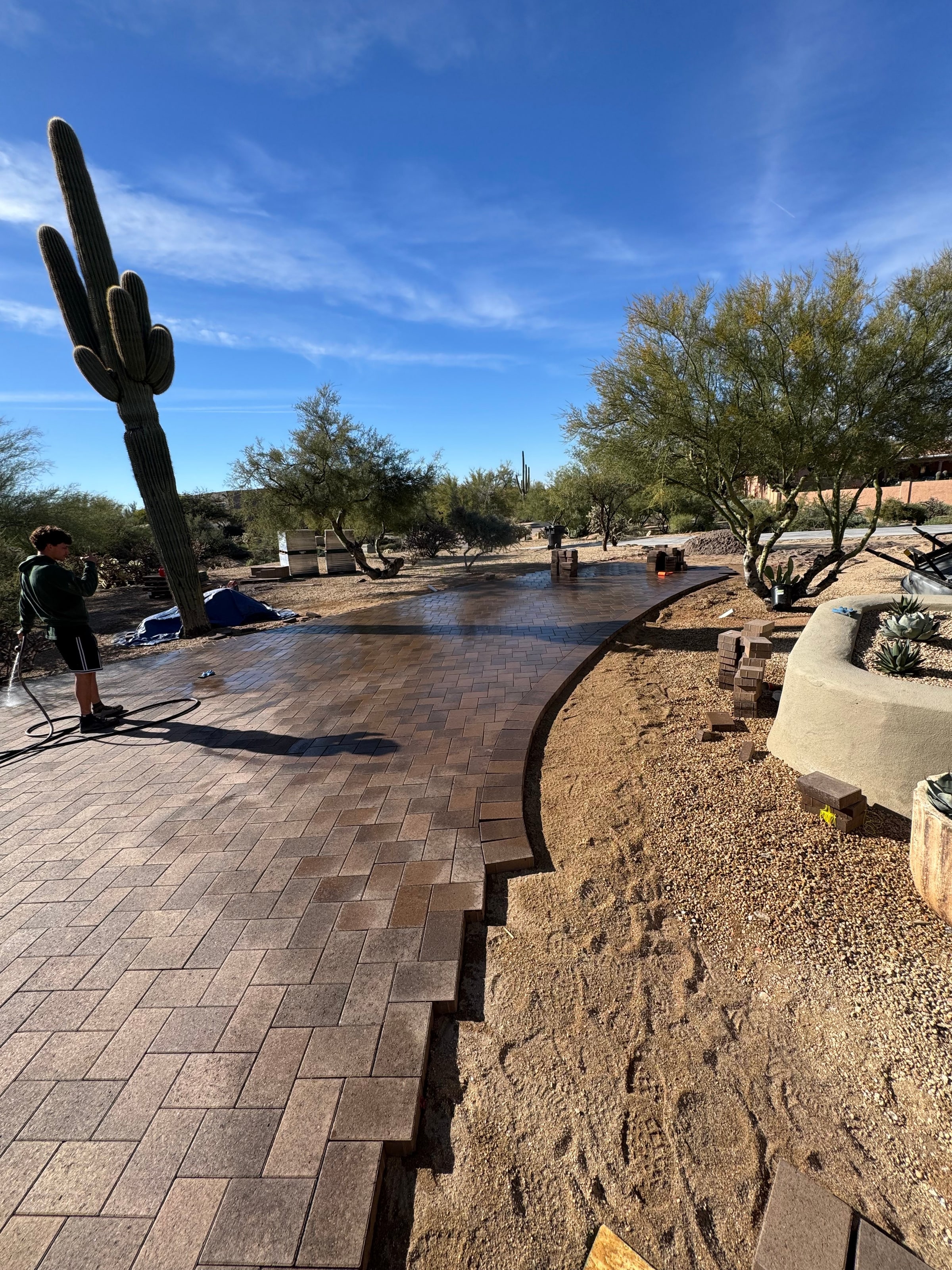 Clean, Precise Edge Cuts in North Scottsdale